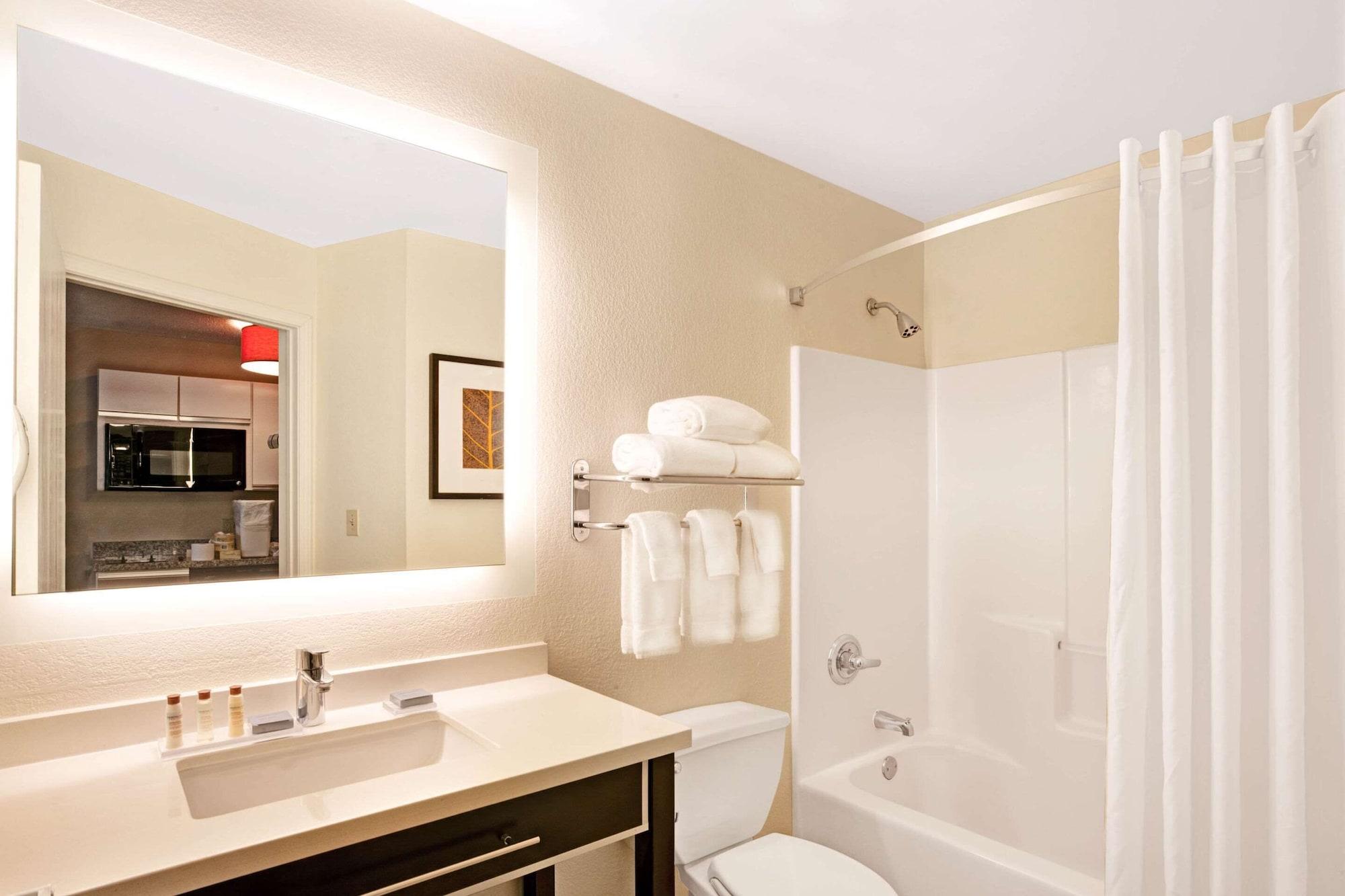 Mainstay Suites Detroit أوبورن هيلز المظهر الخارجي الصورة