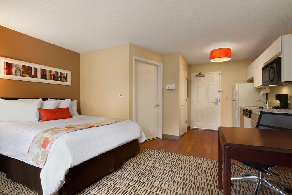 Mainstay Suites Detroit أوبورن هيلز المظهر الخارجي الصورة