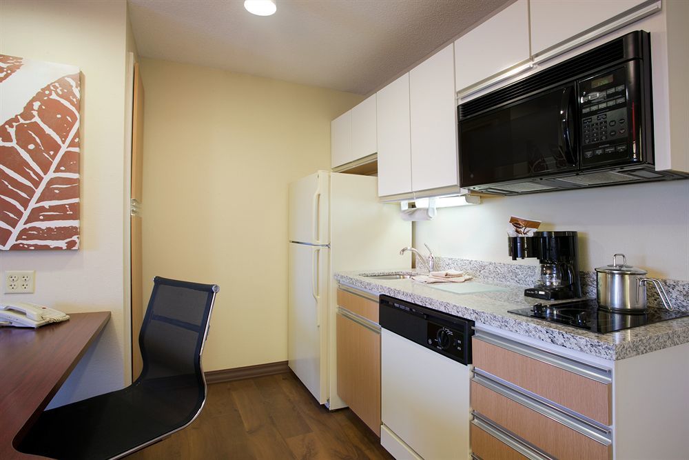Mainstay Suites Detroit أوبورن هيلز المظهر الخارجي الصورة